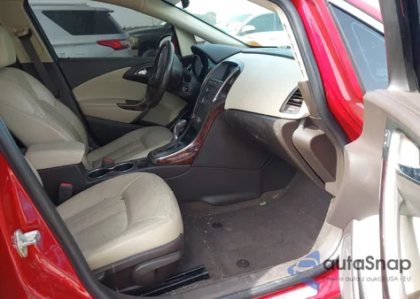 2017 Buick Verano Leather Group z USA, uszkodzony, nr VIN 1G4PS5SK0H4105836